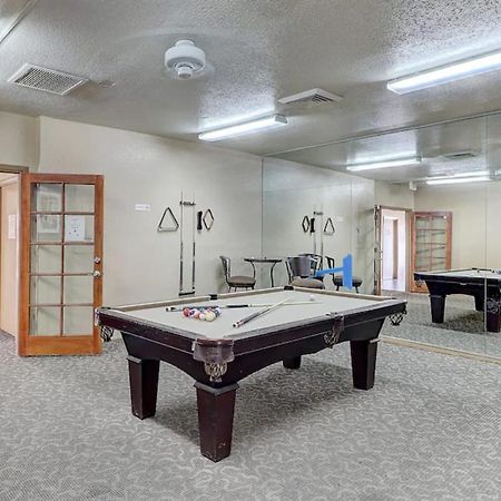 Condo With Heated Pool, Hot Tub, Near Walking Paths Glendale Exterior photo